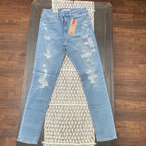 New Women’s levi 721 high rise skinny jeans, size 8 medium, W29/L30”
